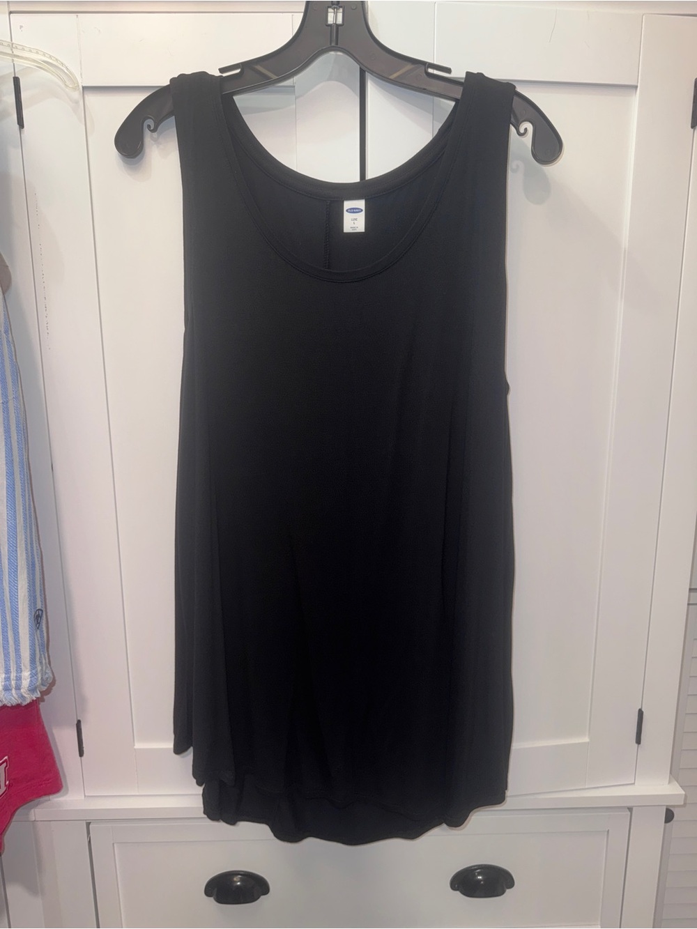 NWT Old Navy black Women’s Tank Top - Classic Sleeveless Tunic